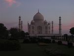 Agra: Das Taj Mahal bei Tagesanbruch