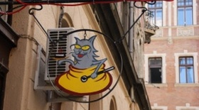 Budapest: Restaurant Katze im Sack