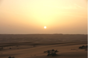 Oman: Sonnenuntergang in der Wüste